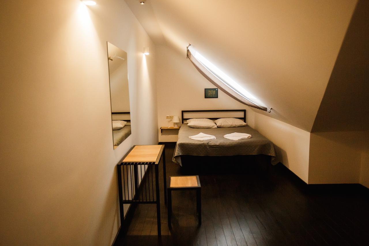 Nebos & Restaurant Hotel