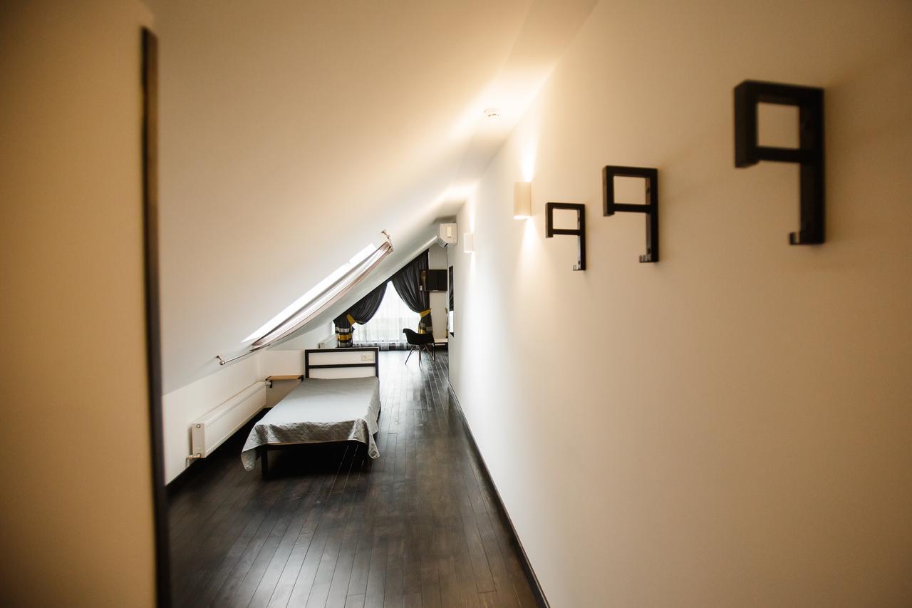 Nebos & Restaurant Отель 3*